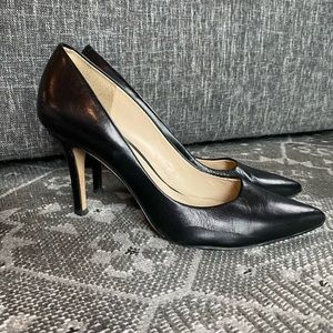 Black Leather Nine West Pumps